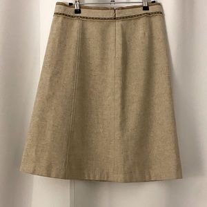 Gap skirt, zip up back, 6